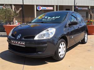 RENAULT Clio Authentique v eco2 5p.