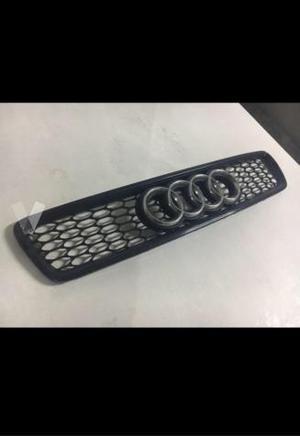 Rejilla Audi RS4 B5