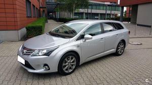 TOYOTA Avensis 120D Advance Cross Sport 5p.