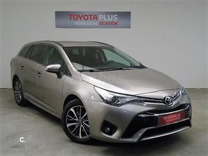 TOYOTA Avensis D ADVANCE TS 5p.