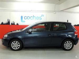 VOLKSWAGEN Golf 1.6 HIGHLINE 3p.