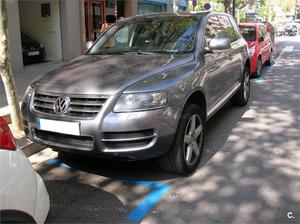 VOLKSWAGEN Touareg 6.0 W12 Executive Tiptronic 5p.