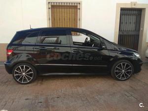 MERCEDES-BENZ Clase B B 200 CDI Edicion Especial 5p.