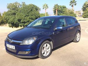 OPEL Astra 1.9 CDTi Cosmo 120 CV 5p.