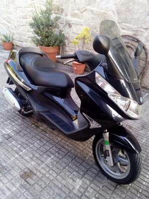 PIAGGIO X