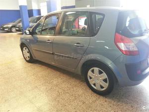 RENAULT Scenic CONFORT AUTHENTIQUE 1.9DCI 5p.