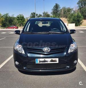 TOYOTA Auris 2.0 D4D DPF Active 5p.