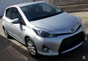 TOYOTA Yaris Hybrid Active 5p.