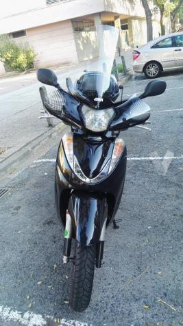 HONDA SCOOPY SH300i (