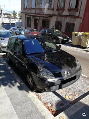 Renault Clio Confort Dynamique v 5p. -05