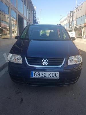 VOLKSWAGEN Touran 1.9 TDI 105 Traveller -06