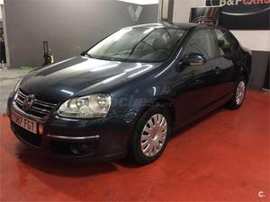 Volkswagen Jetta 1.9 Tdi Advance 4p. -06