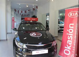 KIA Optima 1.7 CRDi VGT 141CV Concept EcoDynamics 4p.