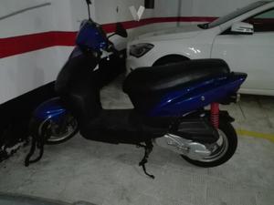 KYMCO Agility 