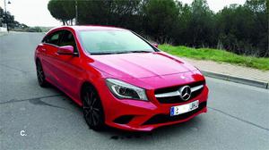 MERCEDES-BENZ Clase CLA CLA 200 CDI Urban Shooting Brake 5p.