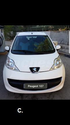 PEUGEOT i Urban 5p.