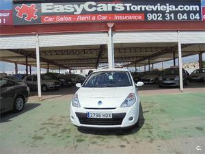 RENAULT Clio Business v 75 5p 5p.