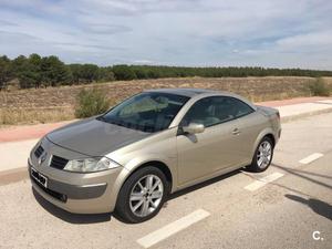 RENAULT Megane COUPECABR. LUXE PRIVILEGE 1.9DCI 2p.