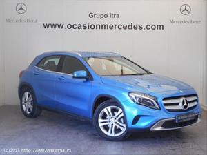 SE VENDE MERCEDES-BENZ CLASE GLA GLA 220D URBAN 7G-DCT -