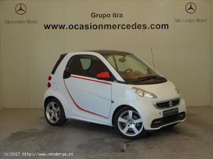 SE VENDE SMART FORTWO COUPé 62 USHUAïA - MADRID - (MADRID)