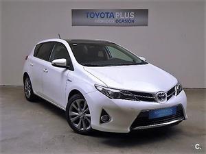 TOYOTA Auris Hybrid Active 5p.