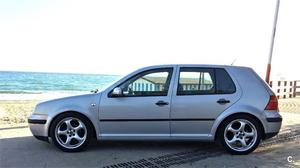 VOLKSWAGEN Golf 1.6 CONCEPTLINE 5p.