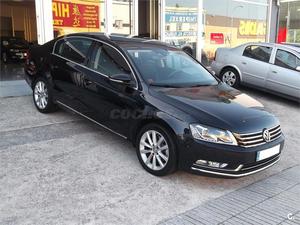 VOLKSWAGEN Passat 2.0 TDI CR 140cv Highline 4p.