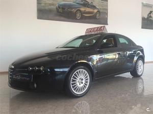 ALFA ROMEO  JTD 16v Distinctive 4p.