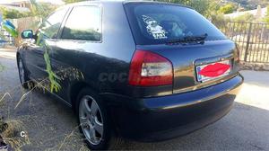 AUDI A3 1.8 AMBIENTE 3p.