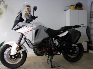 KTM  Super Adventure T -16