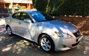 LEXUS IS220d Premium 4p.