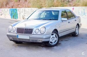 MERCEDES-BENZ Clase E E 300 DT ELEGANCE 4p.