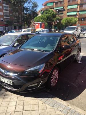 OPEL Astra 1.7 CDTi 110 CV Selective -13