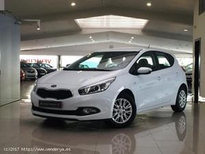 SE VENDE KIA CEE´D 1.4CRDI CONCEPT - LUGO - (LUGO)