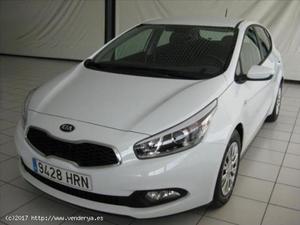 SE VENDE KIA CEE´D 1.4CRDI CONCEPT - MERIDA - (BADAJOZ)