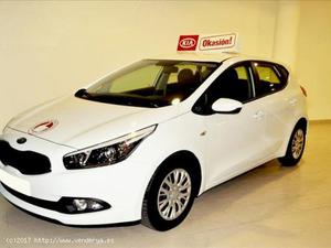 SE VENDE KIA CEE´D 1.4CRDI WGT CONCEPT BLUETOOTH+CRUCERO -