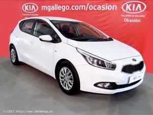 SE VENDE KIA CEE´D 1.6 CRDI BUSINESS AUTOMáTICO -