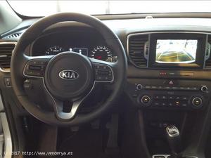 SE VENDE KIA SPORTAGE 1.7 CRDI DRIVE 4X2 - MADRID - (MADRID)