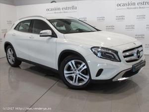 SE VENDE MERCEDES-BENZ CLASE GLA GLA 200CDI URBAN 7G-DCT -