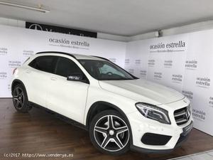 SE VENDE MERCEDES-BENZ CLASE GLA GLA 220D AMG LINE 7G-DCT -