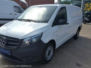 SE VENDE MERCEDES-BENZ VITO FURGóN 111CDI LARGA -