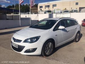 SE VENDE OPEL ASTRA ST 1.7CDTI S/S EXCELLENCE 130 - MADRID -