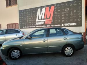 SEAT Cordoba 1.4i 16v 100 CV REFERENCE 4p.