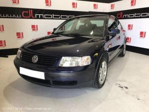 VOLKSWAGEN PASSAT EN VENTA EN MáLAGA (MáLAGA) - MáLAGA -