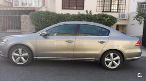 VOLKSWAGEN Passat Variant 1.6 TDI 105cv Exclusive BMT 5p.