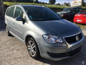 VOLKSWAGEN Touran 2.0 TDI Traveller 5p.