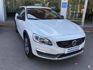 Volvo V60 Cross Country 2.4 D4 Awd Momentum Auto 5p. -15