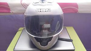 Casco de moto marca shiro
