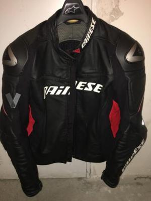 Cazadora cuero dainese