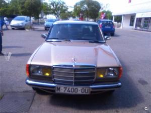 Mercedes Benz 300d 